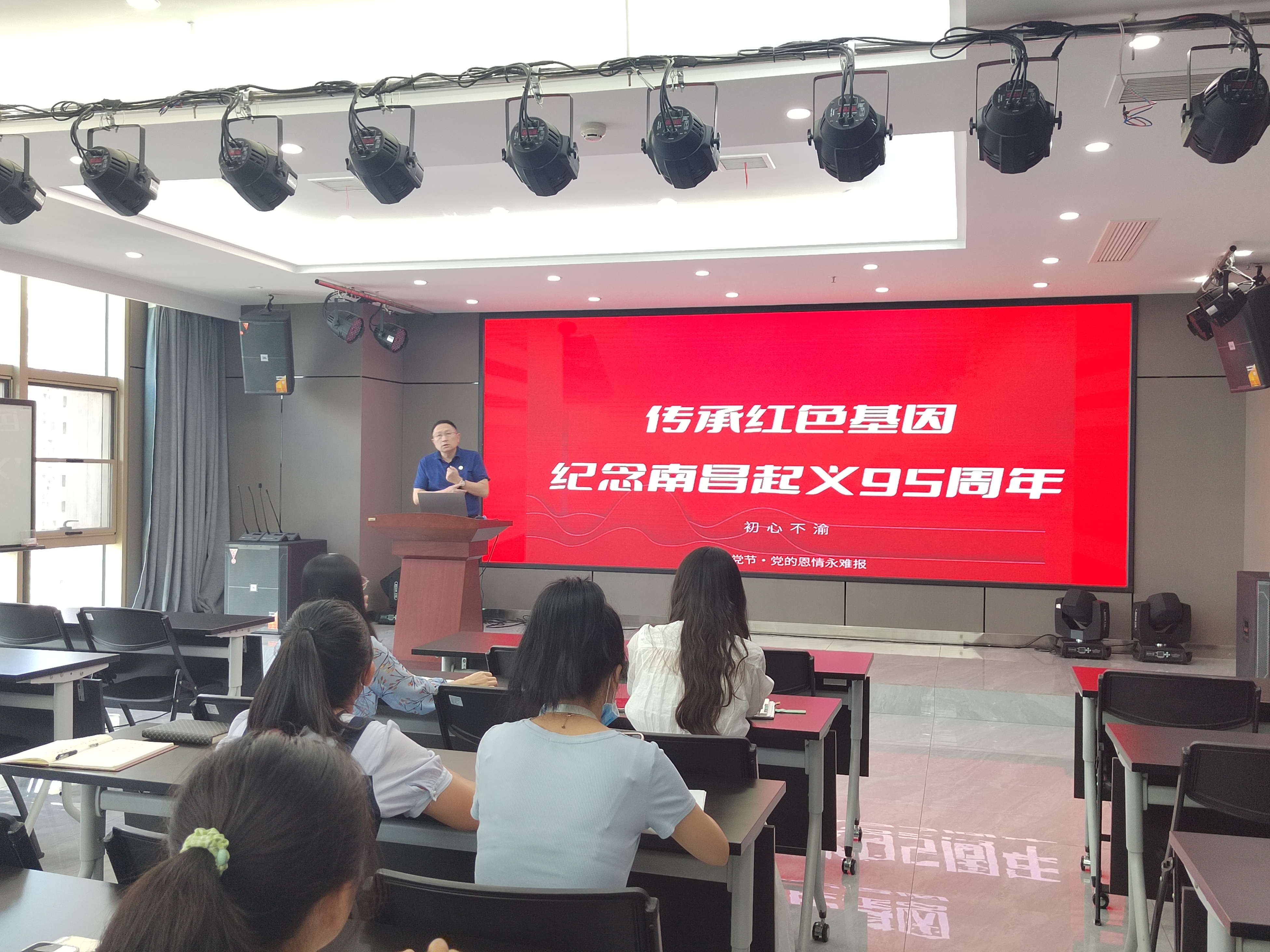 紅色1(1).jpg 紅色1(1).jpg